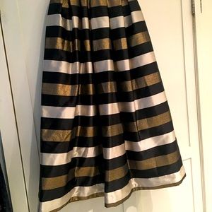 Beautiful Eliza J formal long skirt. Only worn once.